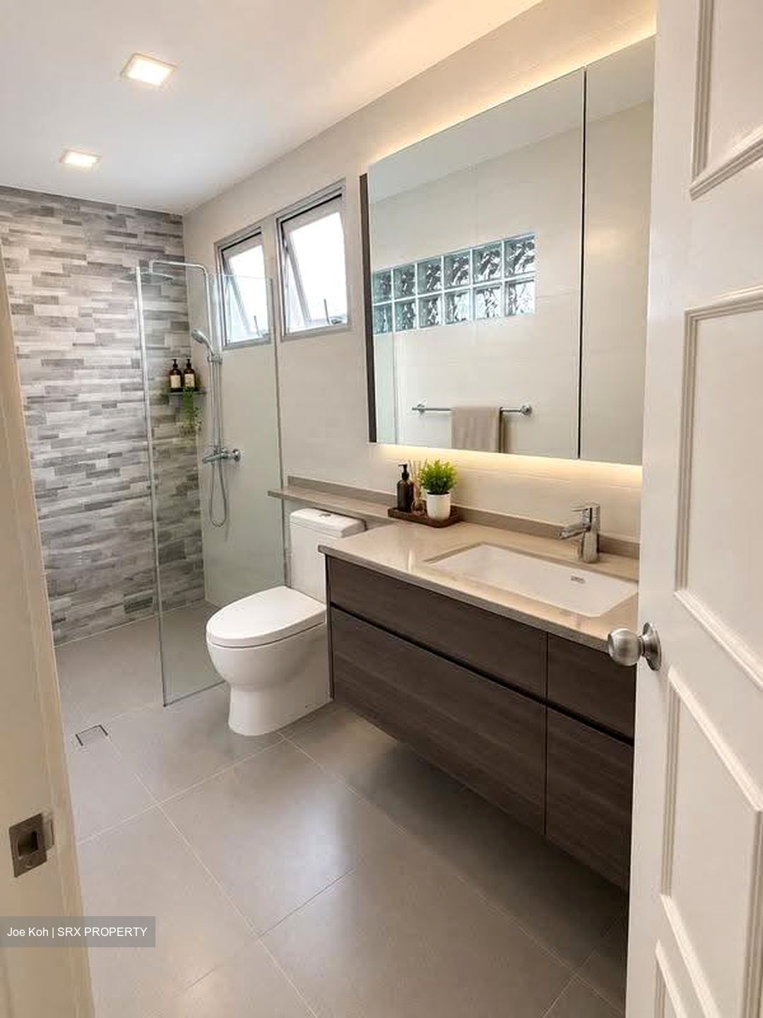 Sea Breeze Terrace (D16), Terrace #614606521